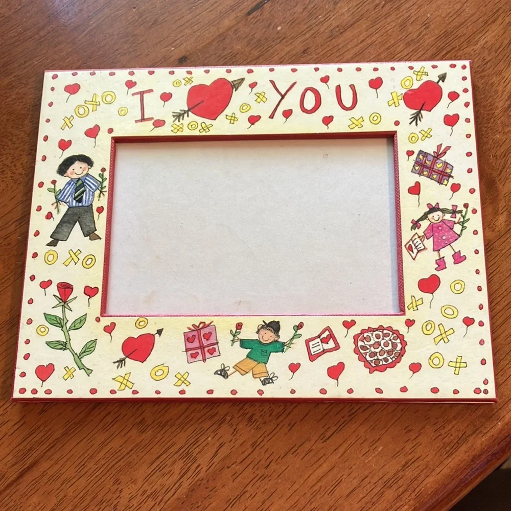 Sweet set of 3 “I love you” picture frames, very good condition!